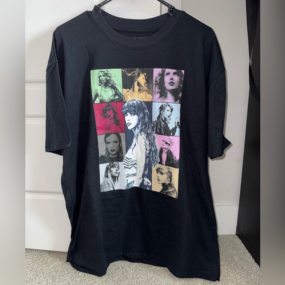 NEW Taylor Swift The Eras Tour T-Shirt LARGE